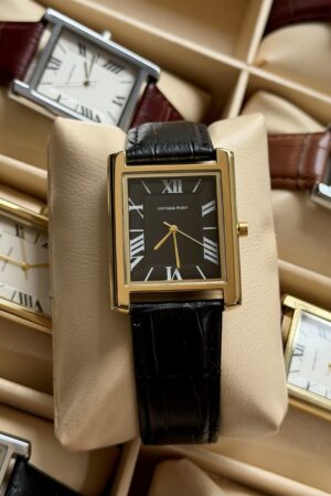 UNIVERSAL POINT BLACK LEATHER GOLDEN FRAMED BLACK DIAL TANK