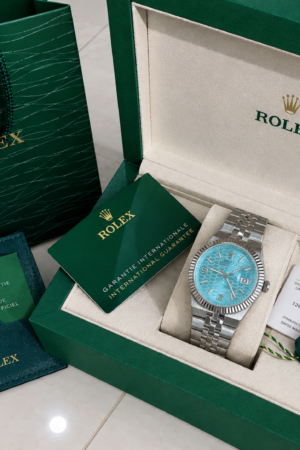 Rolex oyster perpetual (land-dweller) Ice Blue