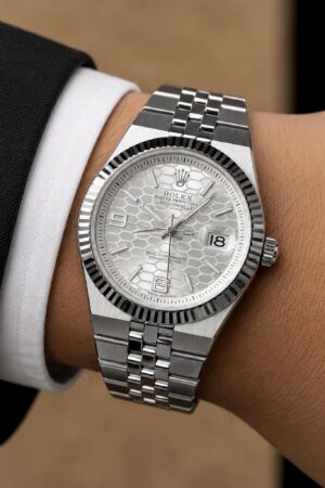 Rolex oyster perpetual (land-dweller) Frosted Silver