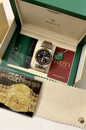 Rolex oyster perpetual (land-dweller) Midnight Black